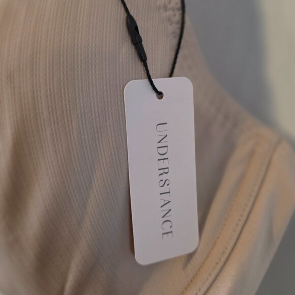 Brand New Understance Bra, size 40DDD - Picture 3 of 4